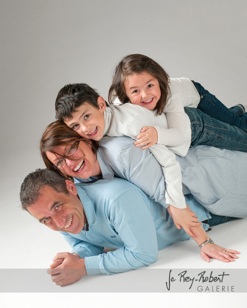 photo de famille a romans drome photo de famille a romans drome pour calie et mylan : portrait de famille en ardeche